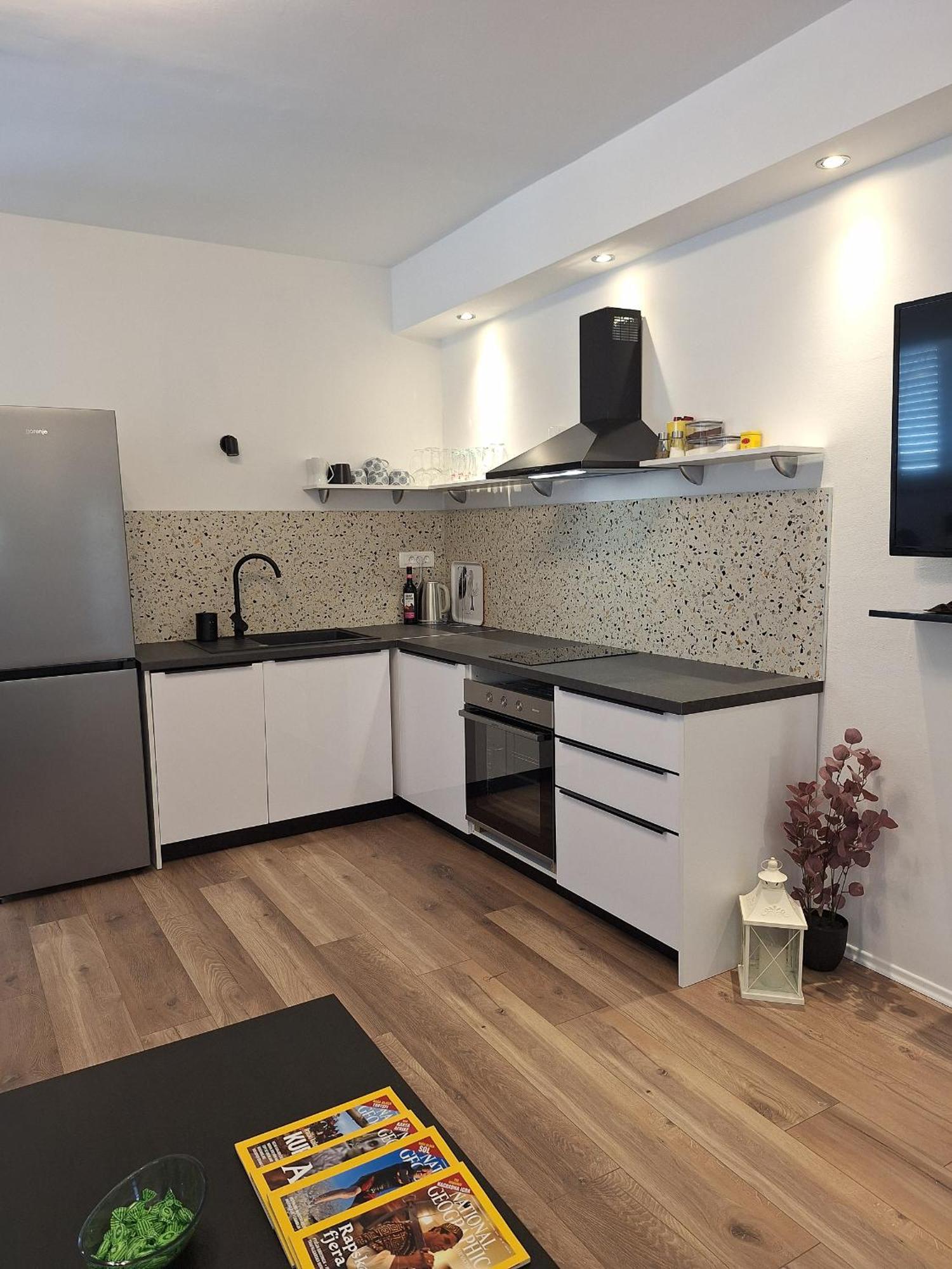 Apartments Pin มลินี ภายนอก รูปภาพ
